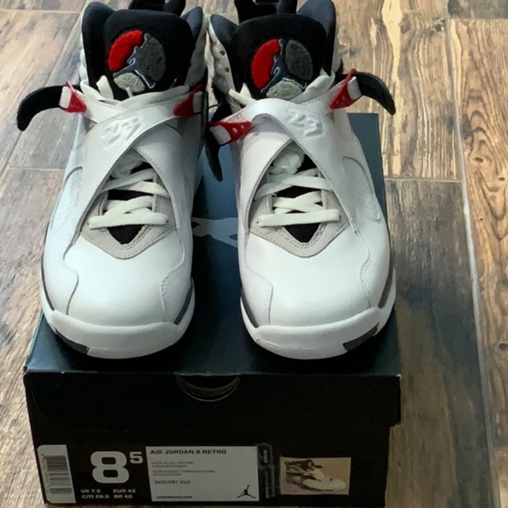 Air Jordan 8 Retro